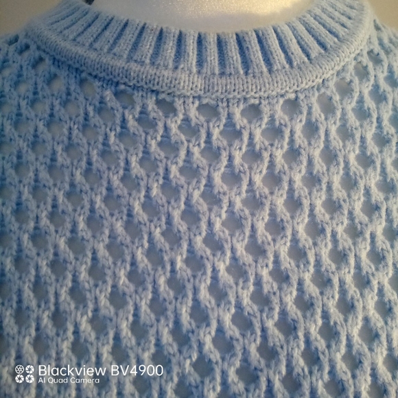 H&M Divided Womens Blue Mesh Knit Short Sweater - Small - Picture 4 of 5